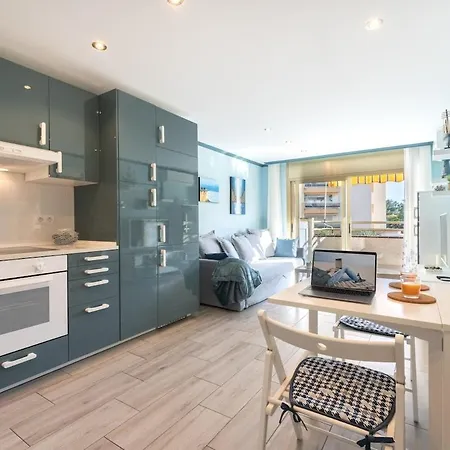 Salou-cordoba-center-pool-2bed-portavntura-aa-wifi16 Lägenhet Salou