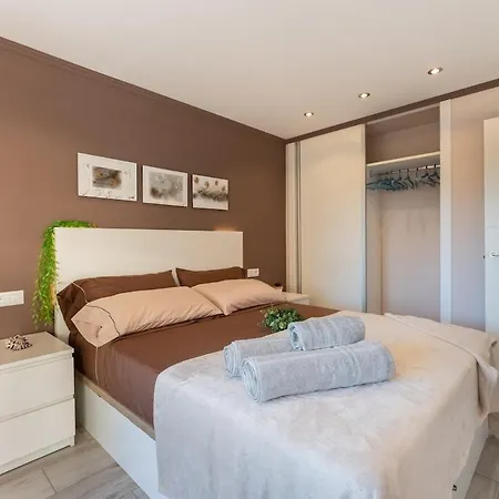 아파트 Salou-cordoba-center-pool-2bed-portavntura-aa-wifi16 *